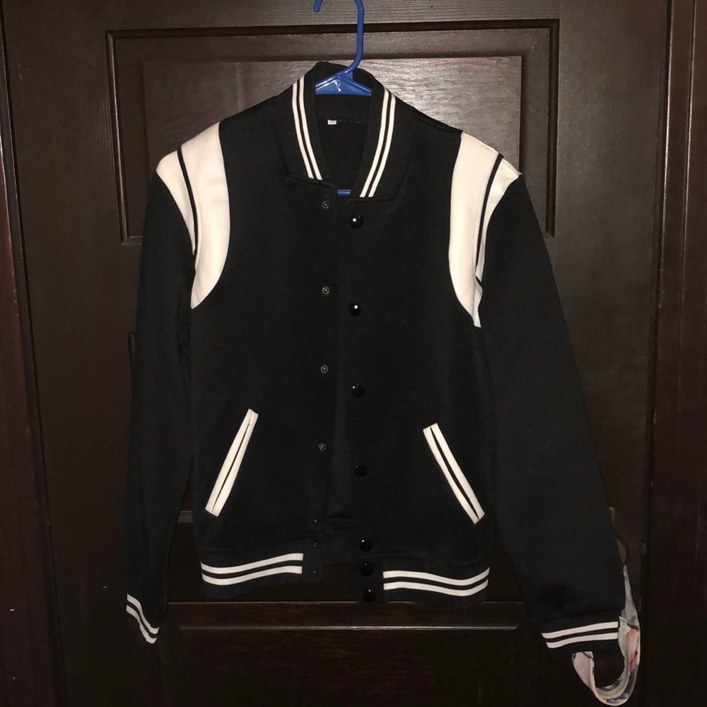 Varsity bomber black and white jacket women’s XS/S